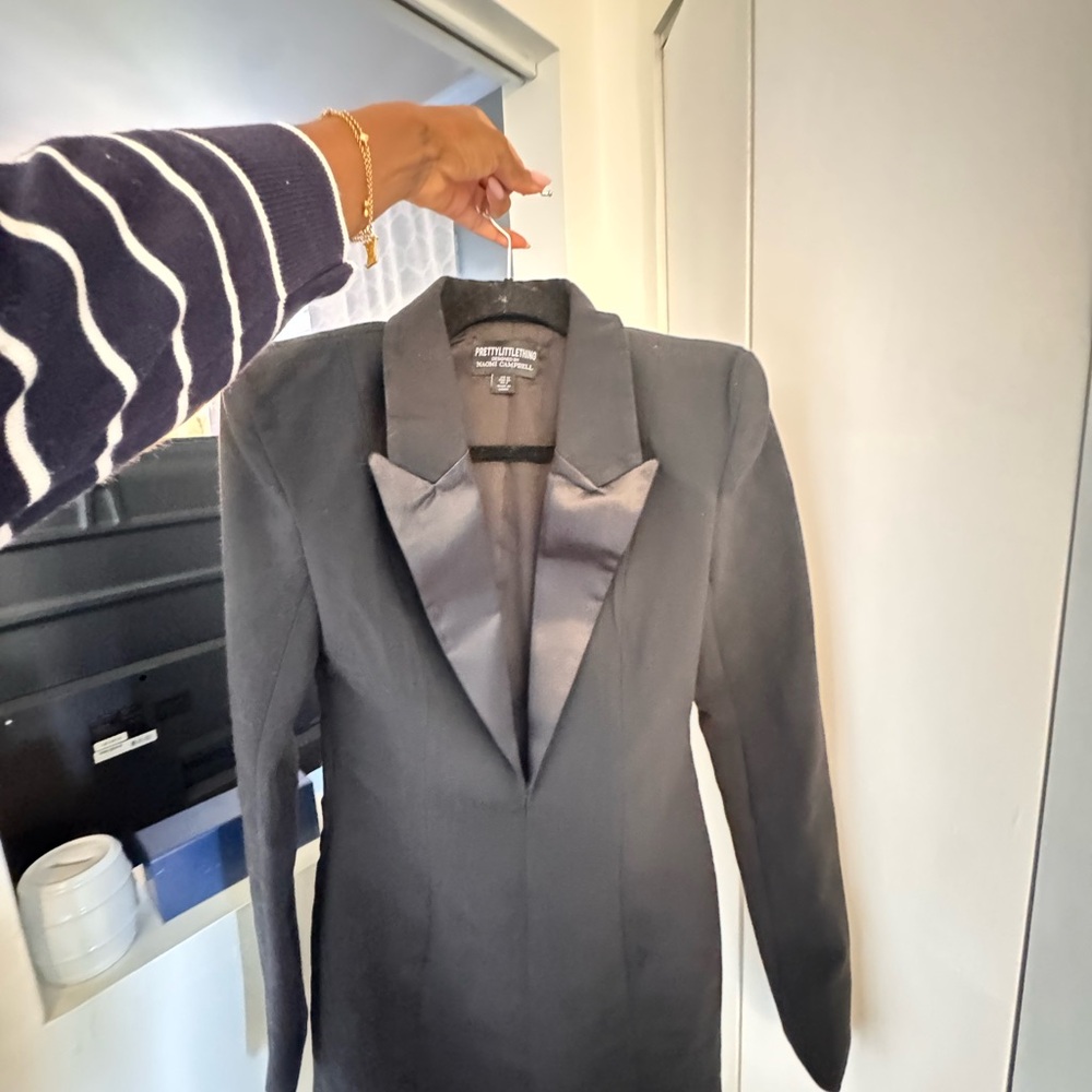 PrettyLittleThing Charcoal Blazer Dress